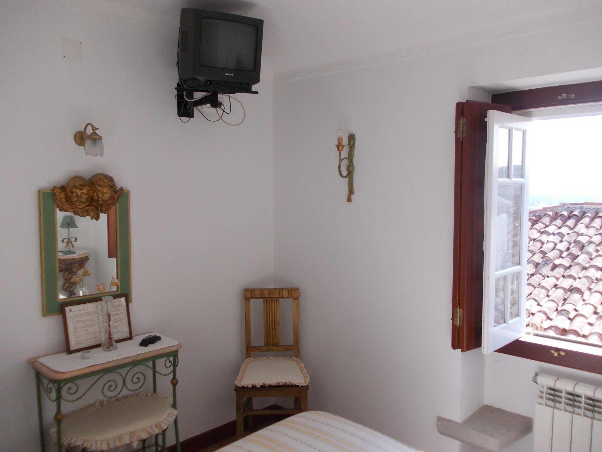 Casa De S. Thiago De Obidos Otel Dış mekan fotoğraf
